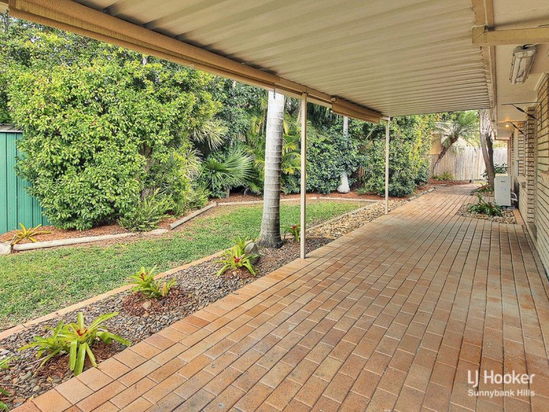 47 Regency Drive, Regents Park QLD 4118