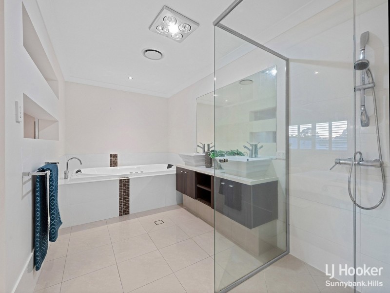 44 Craig Street, Wishart QLD 4122