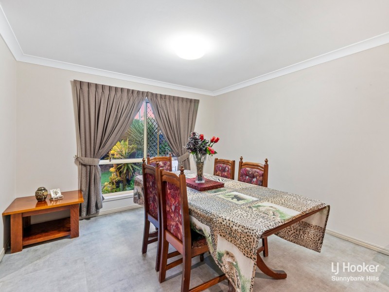 20 Hoover Court, Stretton QLD 4116