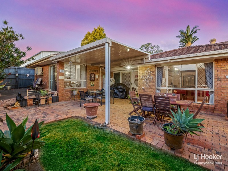 20 Hoover Court, Stretton QLD 4116
