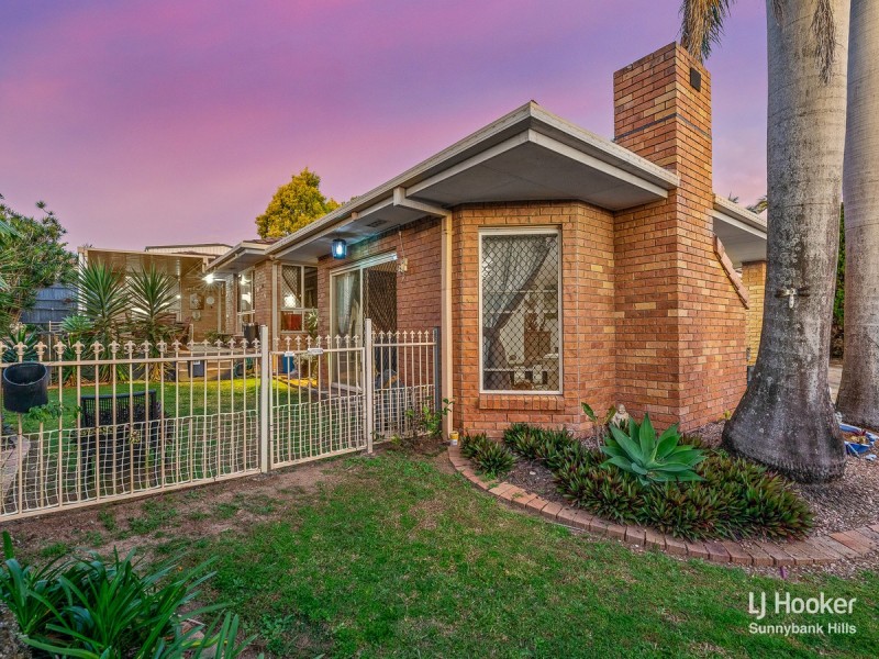 20 Hoover Court, Stretton QLD 4116