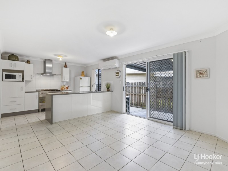 43 Myra Street, Kingston QLD 4114