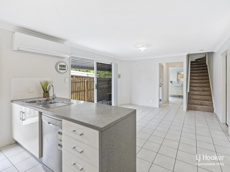 43 Myra Street, Kingston QLD 4114