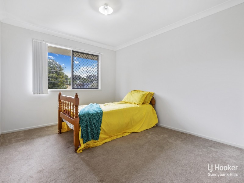 43 Myra Street, Kingston QLD 4114