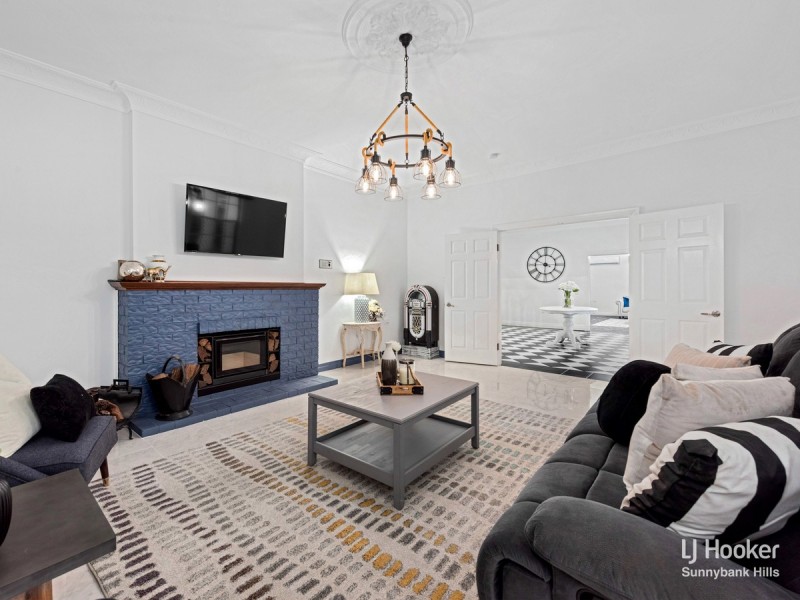 6 Idris Court, Calamvale QLD 4116