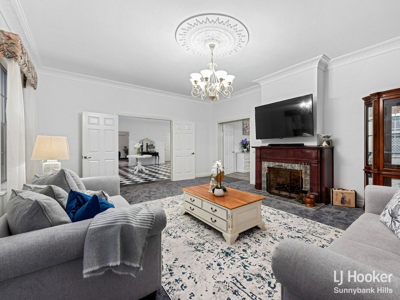 6 Idris Court, Calamvale QLD 4116