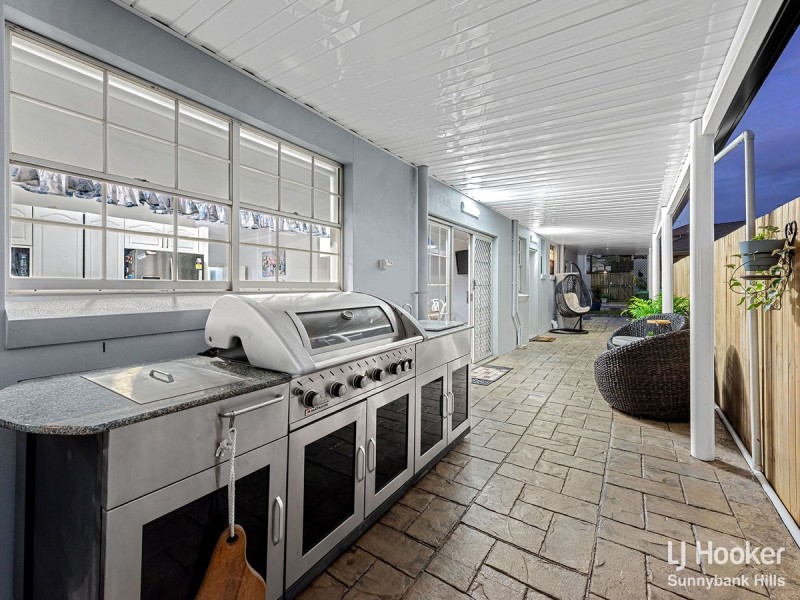 6 Idris Court, Calamvale QLD 4116