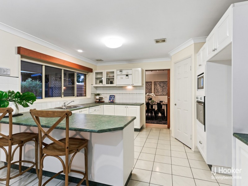 52 Bordeaux Street, Eight Mile Plains QLD 4113