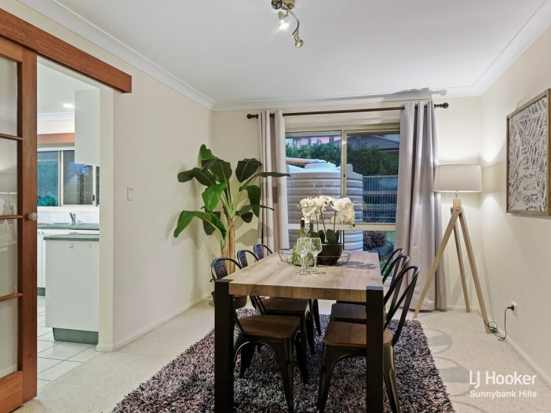 52 Bordeaux Street, Eight Mile Plains QLD 4113