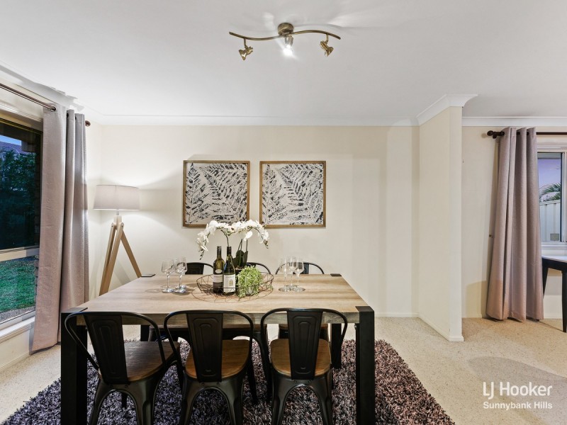 52 Bordeaux Street, Eight Mile Plains QLD 4113