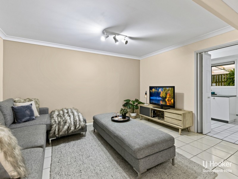 52 Bordeaux Street, Eight Mile Plains QLD 4113