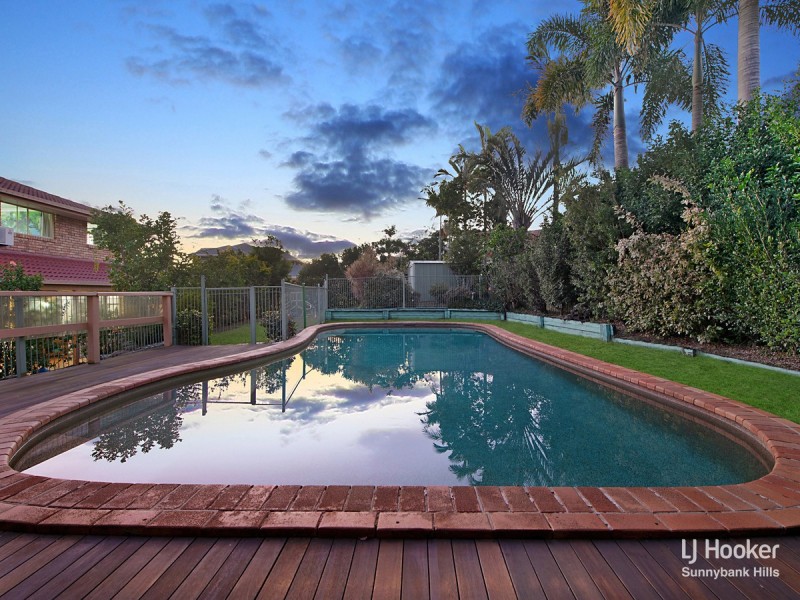 52 Bordeaux Street, Eight Mile Plains QLD 4113