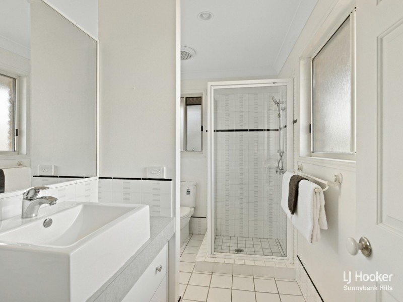 52 Bordeaux Street, Eight Mile Plains QLD 4113