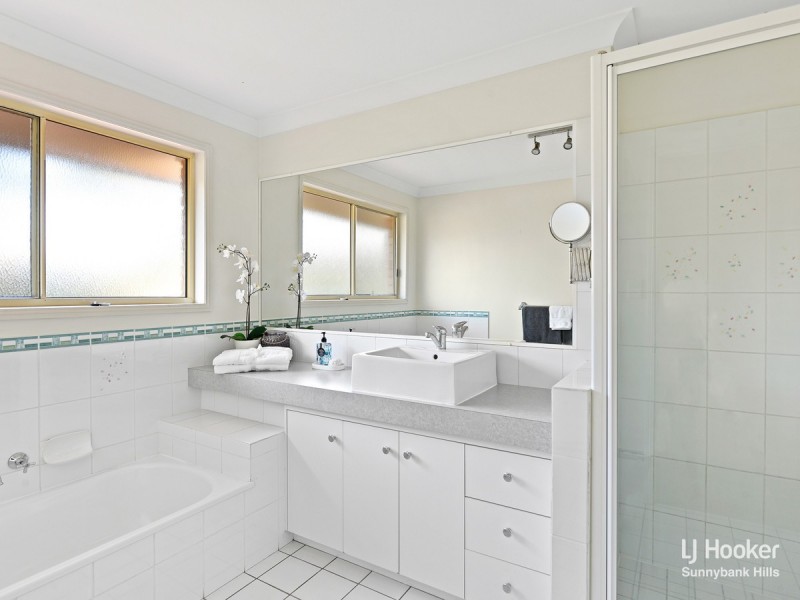 52 Bordeaux Street, Eight Mile Plains QLD 4113