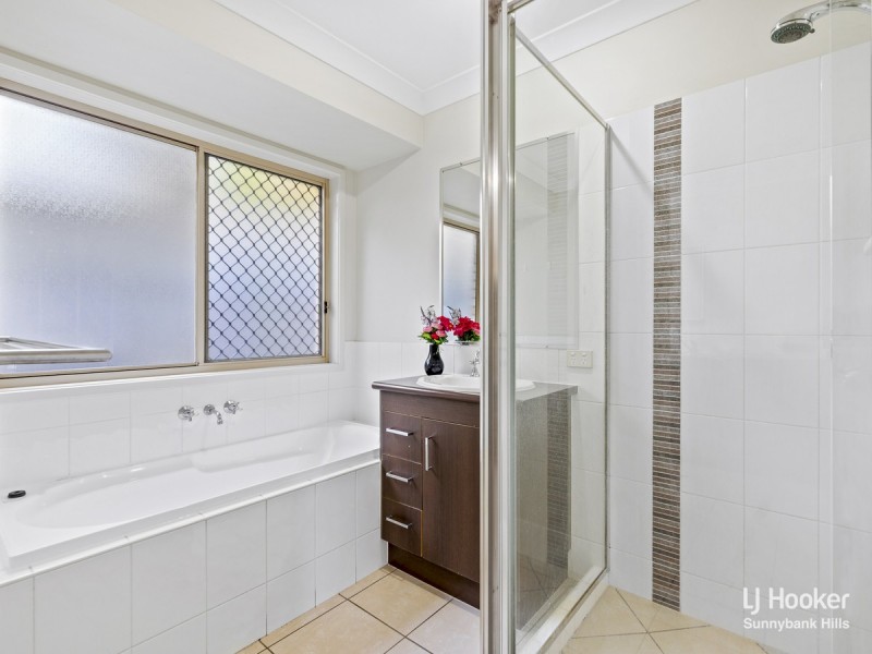 1 Simveesh Street, Calamvale QLD 4116