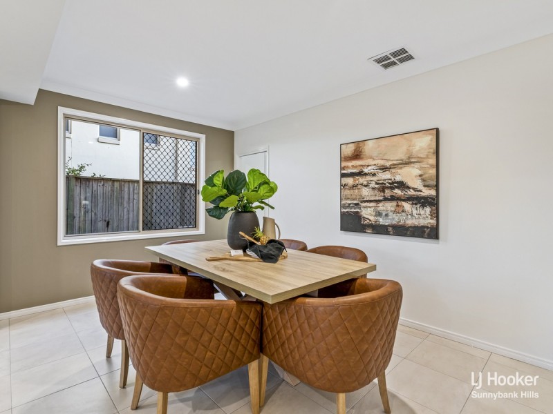 6 Trevi Close, Eight Mile Plains QLD 4113