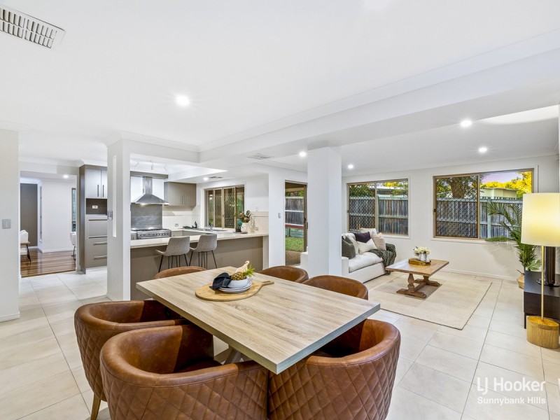 6 Trevi Close, Eight Mile Plains QLD 4113