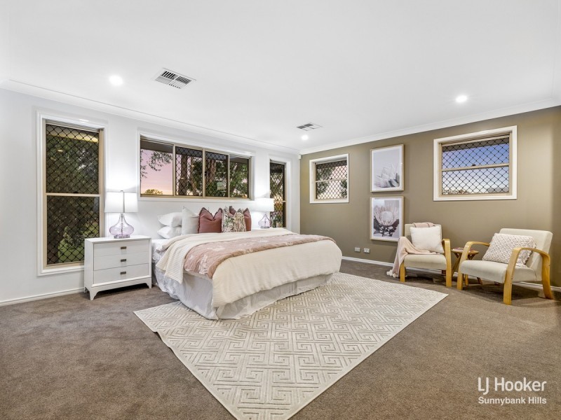 6 Trevi Close, Eight Mile Plains QLD 4113