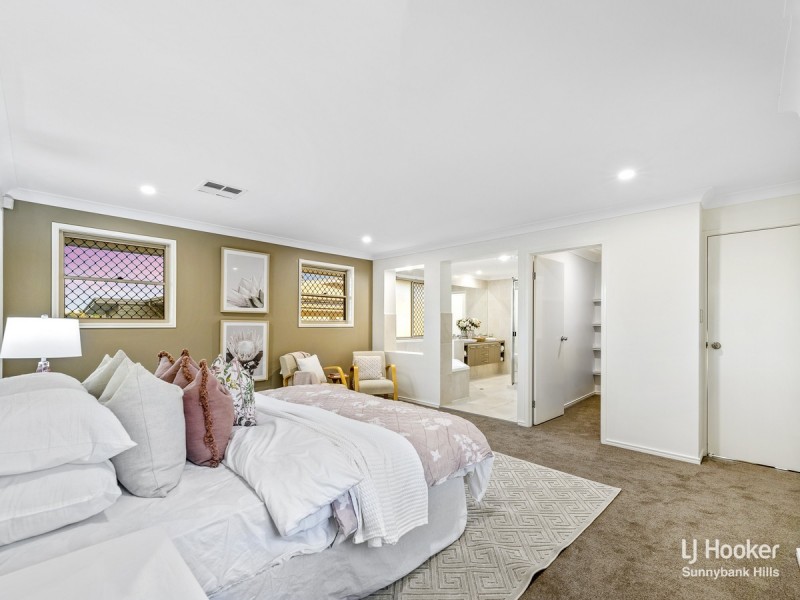 6 Trevi Close, Eight Mile Plains QLD 4113