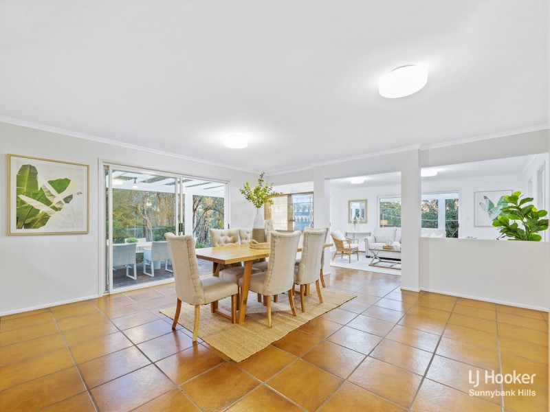 15 Lavender Close, Calamvale QLD 4116