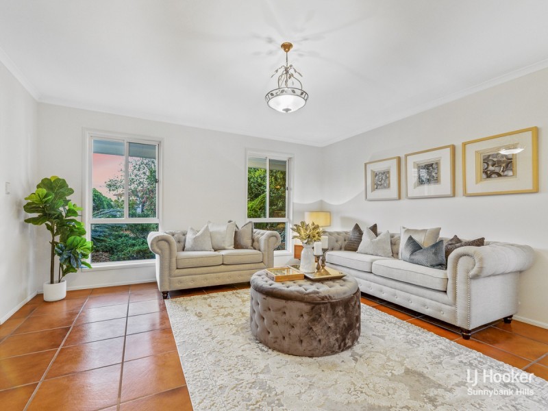 15 Lavender Close, Calamvale QLD 4116