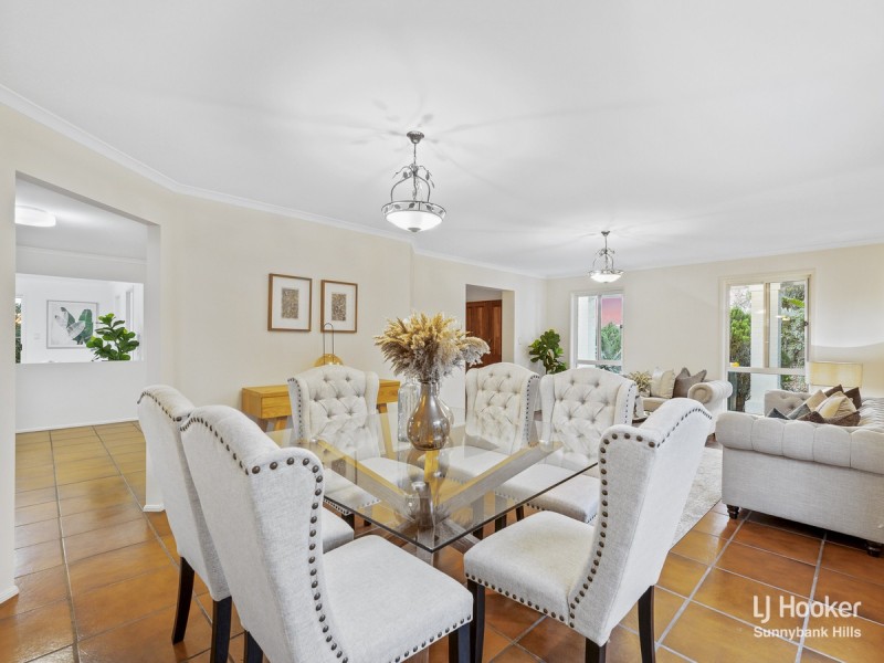 15 Lavender Close, Calamvale QLD 4116