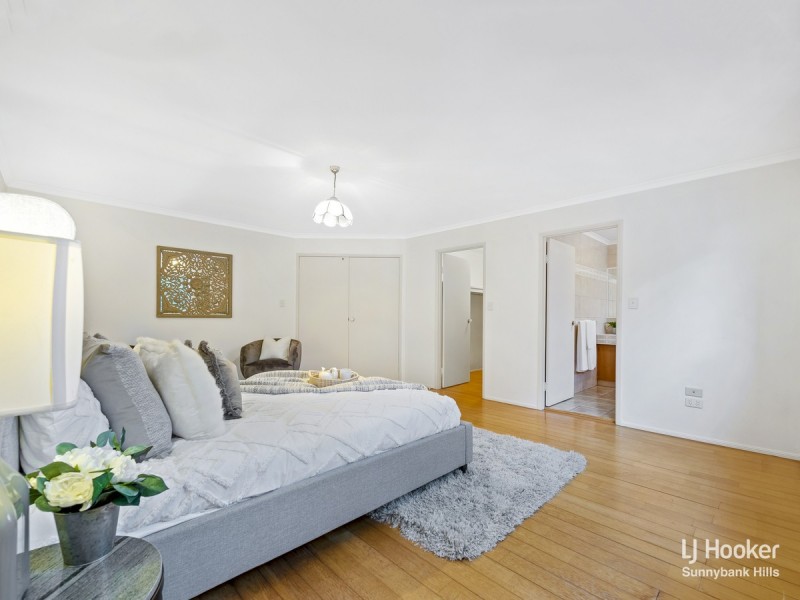 15 Lavender Close, Calamvale QLD 4116