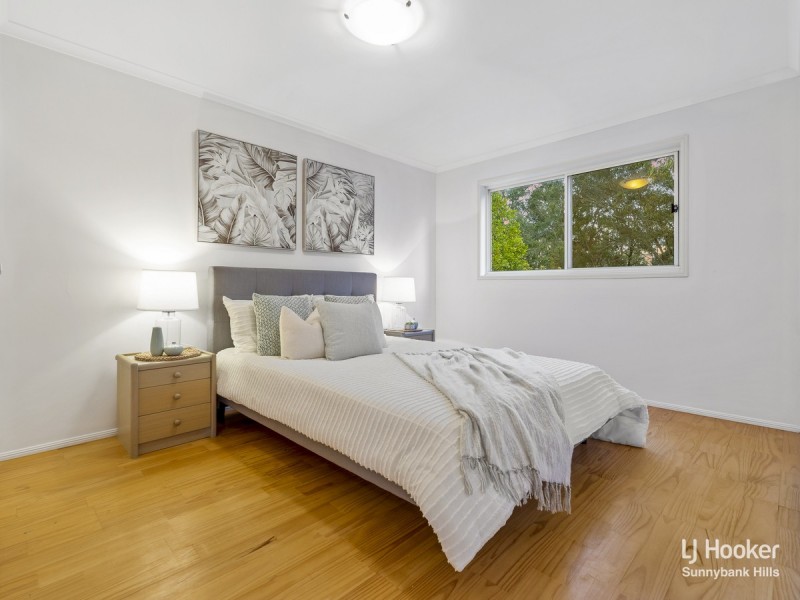 15 Lavender Close, Calamvale QLD 4116