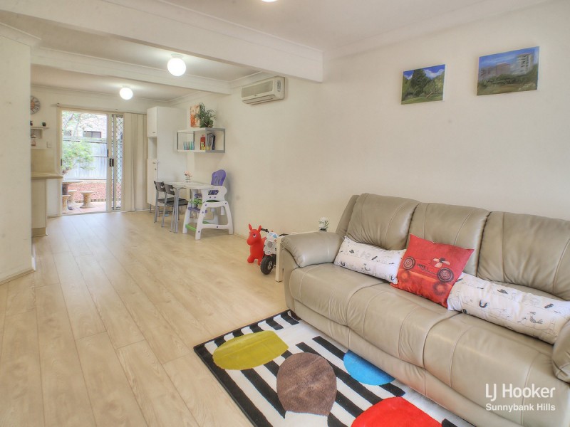 20/8 Honeysuckle Way, Calamvale QLD 4116