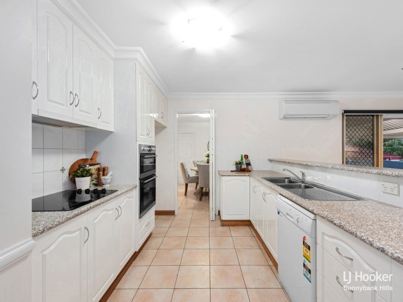 35 Kentwell Place, Wishart QLD 4122