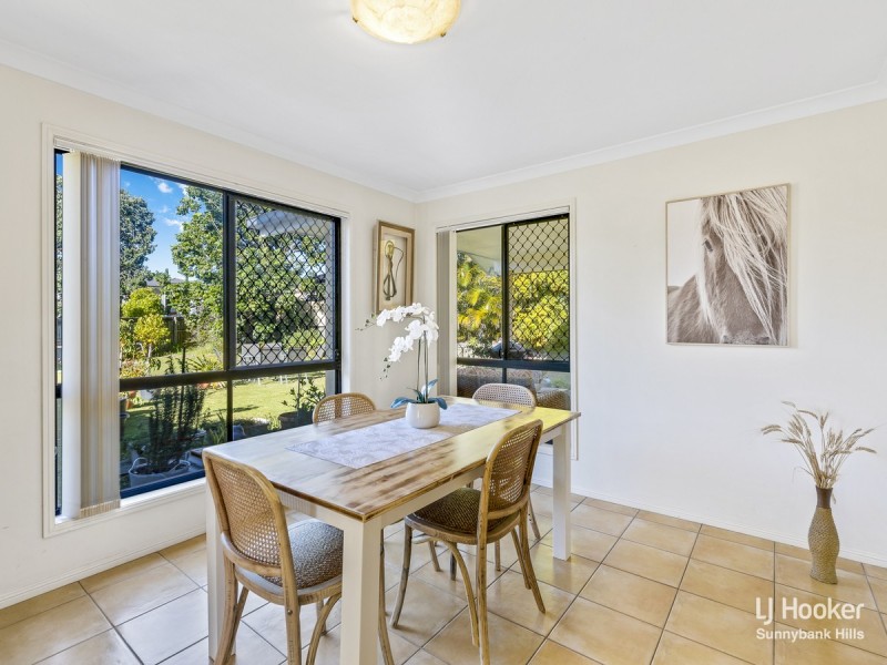 18 Lake Eyre Crescent, Parkinson QLD 4115