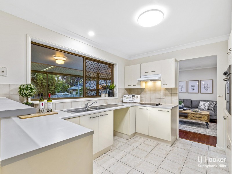 13 Casuarina Crescent, Calamvale QLD 4116