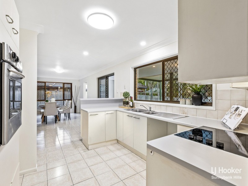 13 Casuarina Crescent, Calamvale QLD 4116