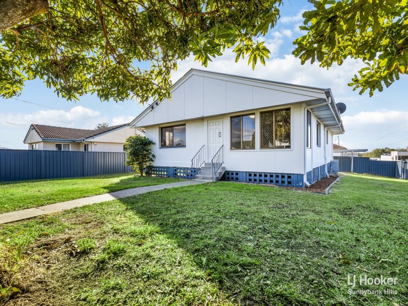 40 Amoria Street, Mansfield QLD 4122