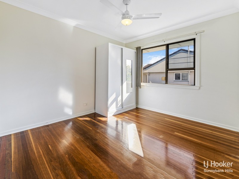 40 Amoria Street, Mansfield QLD 4122