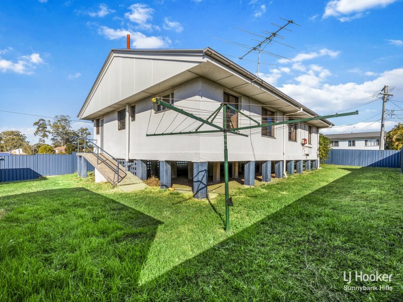 40 Amoria Street, Mansfield QLD 4122