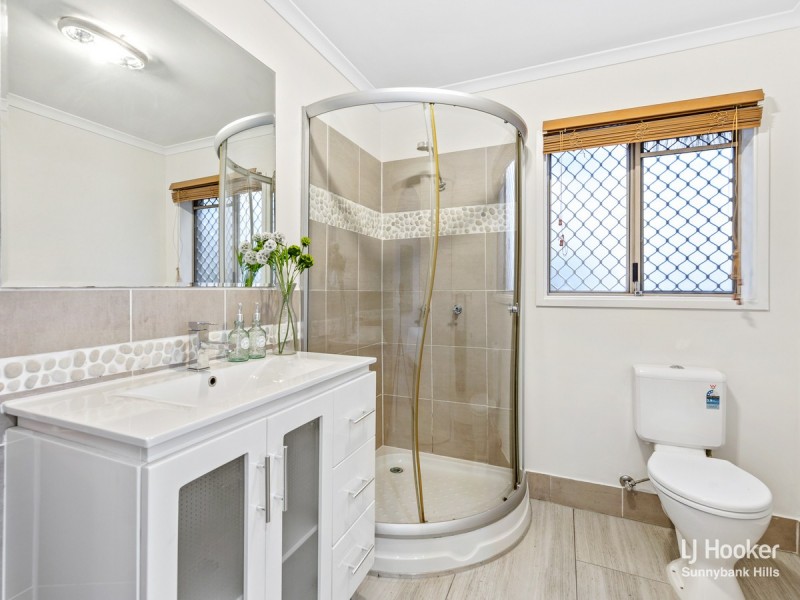 4 Sandpebble Court, Algester QLD 4115