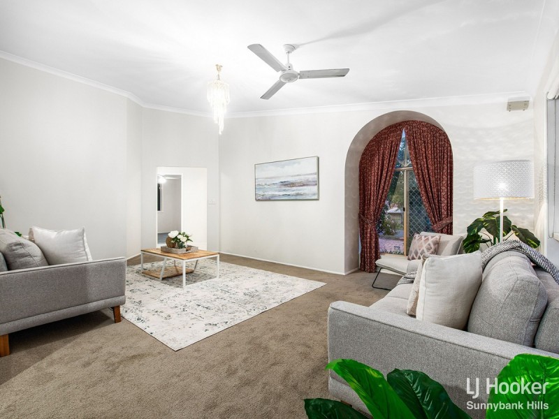 23 Hurlstone Street, Wishart QLD 4122