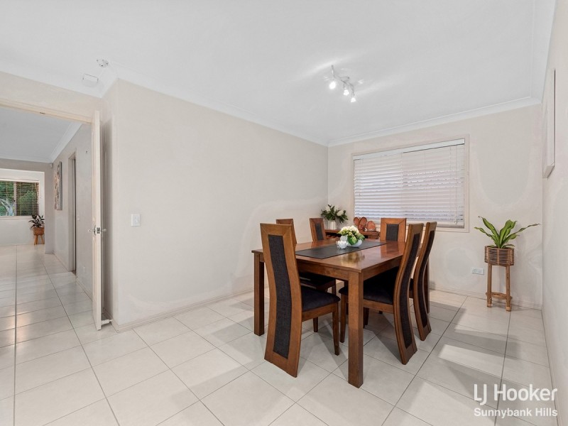 9 Gilgo Street, Wishart QLD 4122