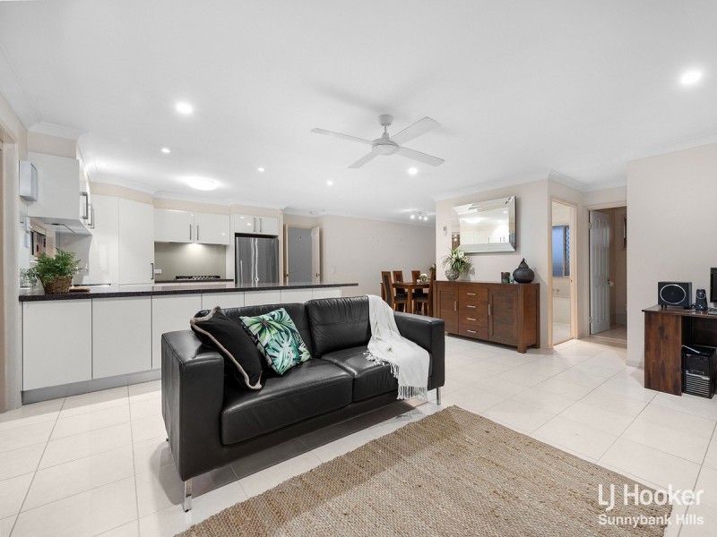 9 Gilgo Street, Wishart QLD 4122