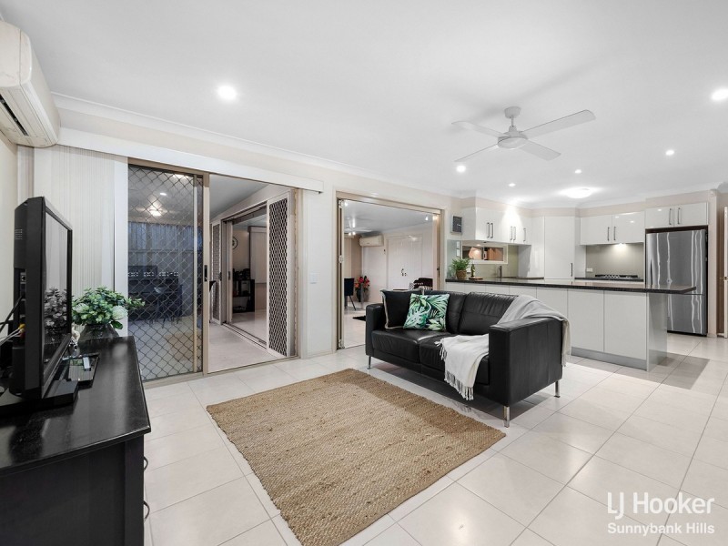 9 Gilgo Street, Wishart QLD 4122