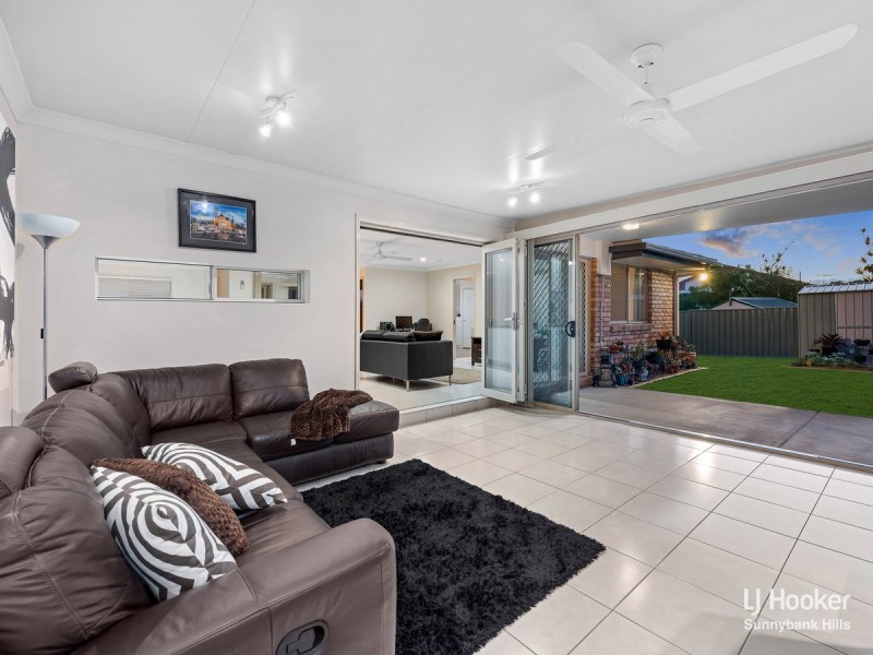 9 Gilgo Street, Wishart QLD 4122