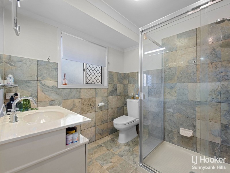 9 Gilgo Street, Wishart QLD 4122