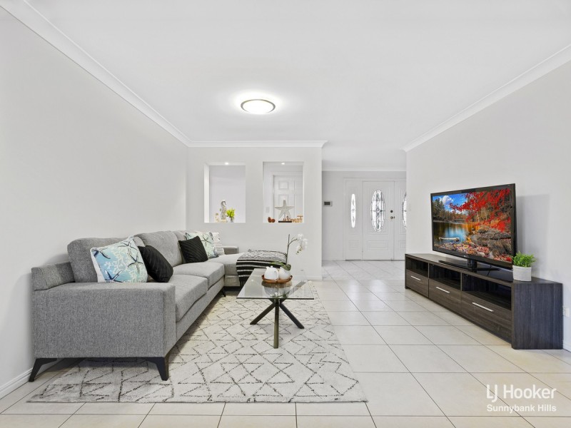9 Casuarina Crescent, Calamvale QLD 4116