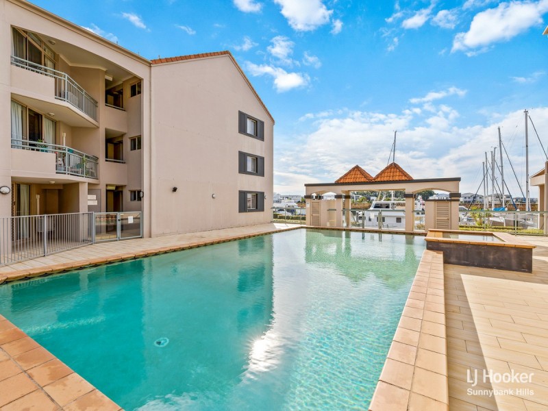 11 John Lund Drive, Hope Island QLD 4212