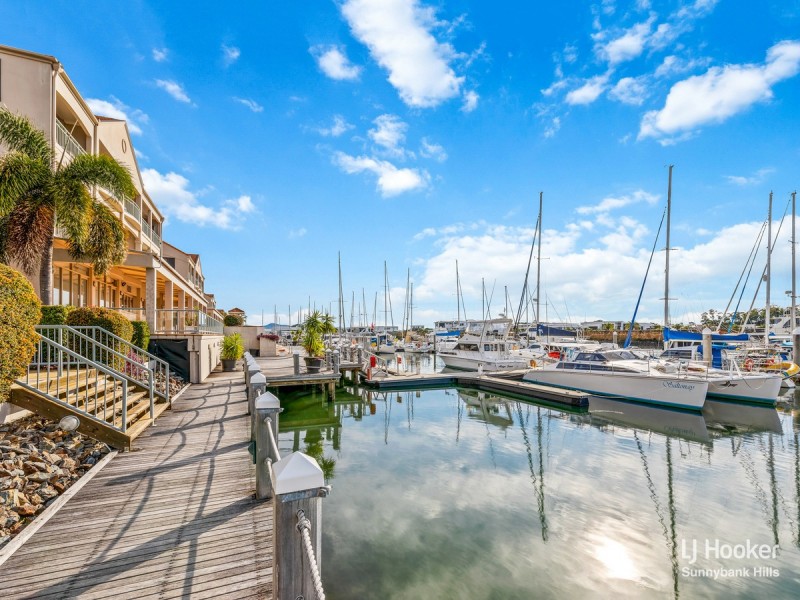11 John Lund Drive, Hope Island QLD 4212