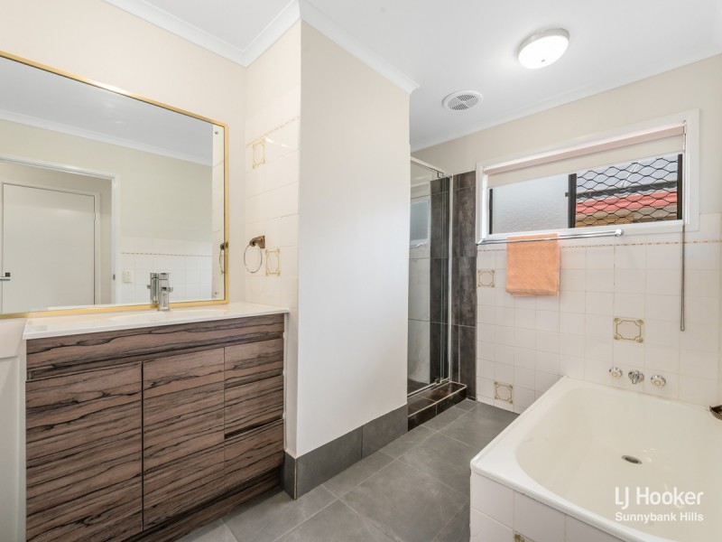 15 Nodosa Street, Robertson QLD 4109