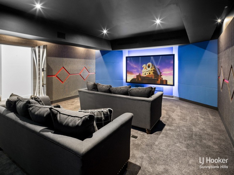 16 Snowbell Close, Stretton QLD 4116