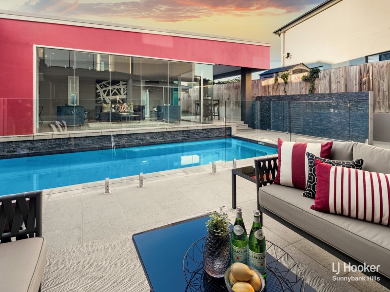 16 Snowbell Close, Stretton QLD 4116