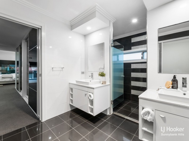 16 Snowbell Close, Stretton QLD 4116